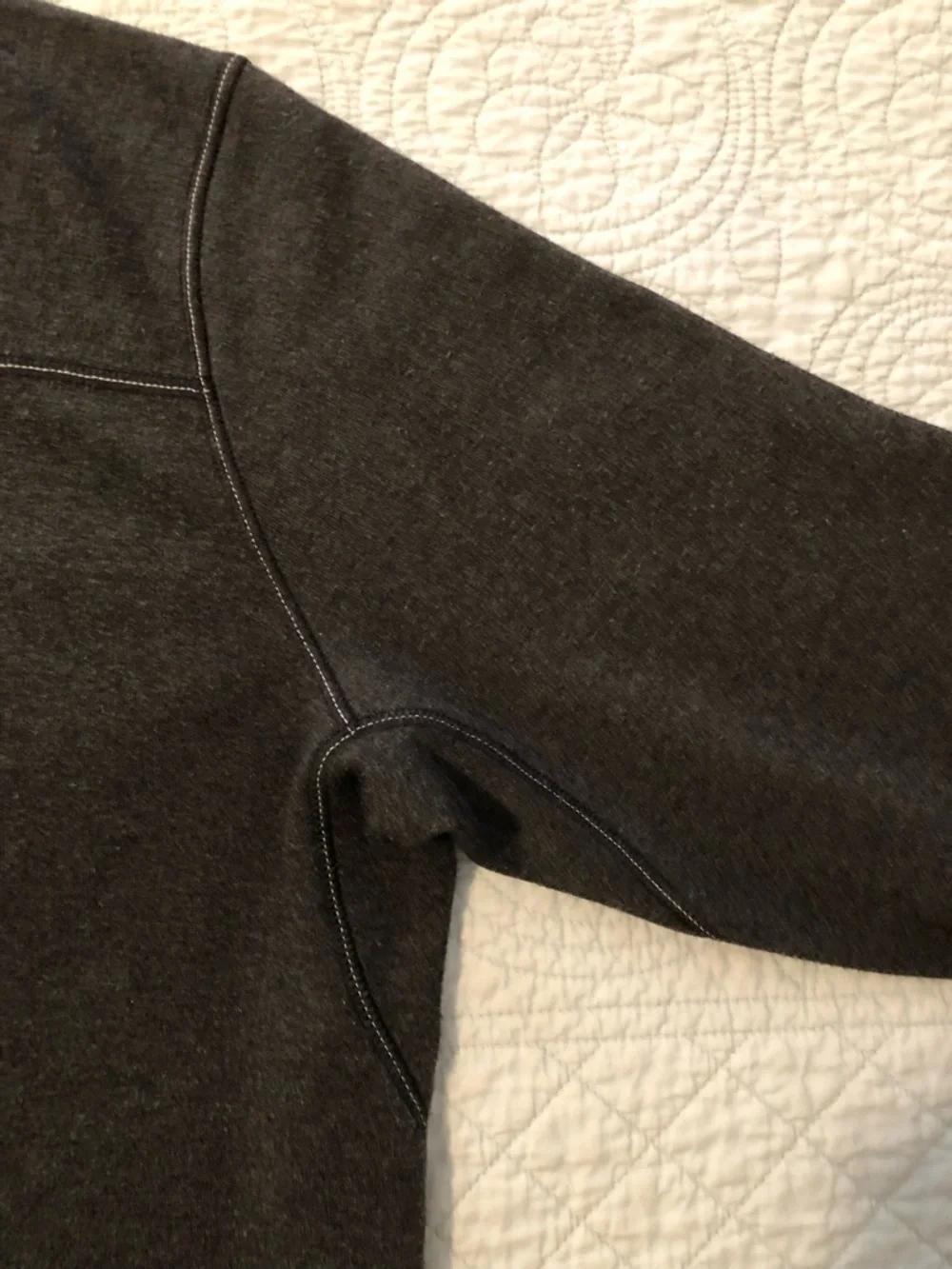 Buki Rugvee v-neck pullover. Size small-medium. - Picture 6 of 13